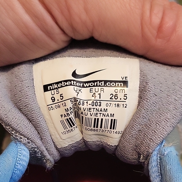 Nike Women's Athletic Shoes in Gray and Blue - Picture 2 of 8